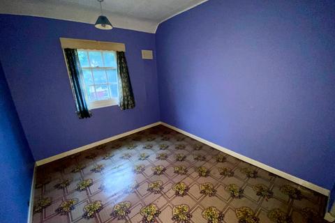 138 Lynfield Drive, Bradford, BD9 6ET