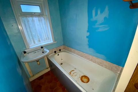138 Lynfield Drive, Bradford, BD9 6ET
