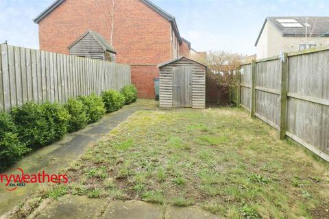 2 bedroom townhouse to rent, May Close Thurnscoe Rotherham