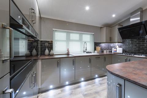 undefined, Godalming, Surrey, GU8