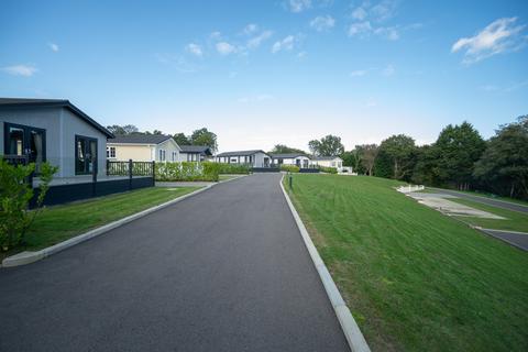 undefined, Godalming, Surrey, GU8