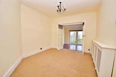 3 bedroom end of terrace house for sale, Abbotts Crescent, Highams Park, London. E4 9SA