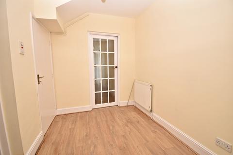 43 Abbotts Crescent, London, E4 9SA