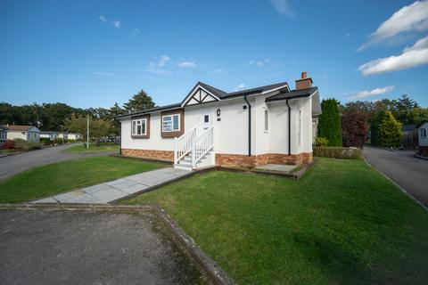undefined, Godalming, Surrey, GU8