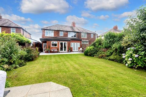 5 bedroom semi-detached house for sale, Alder Hey Road, St. Helens, WA10