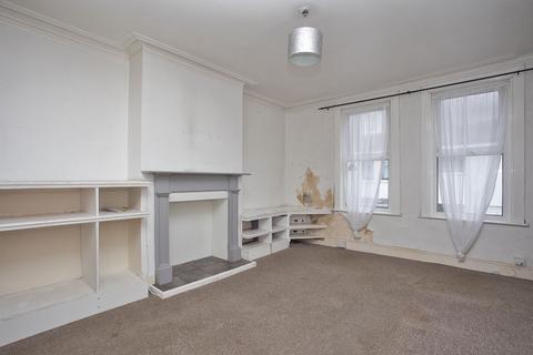 2 bedroom terraced house for sale, Ash Tree Road, Folkestone, CT19