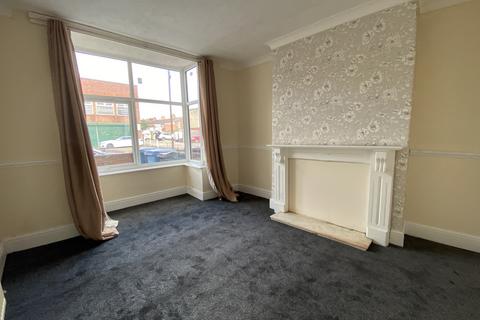 3 bedroom terraced house to rent, Alexandra Road, Hull HU5