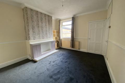 3 bedroom terraced house to rent, Alexandra Road, Hull HU5