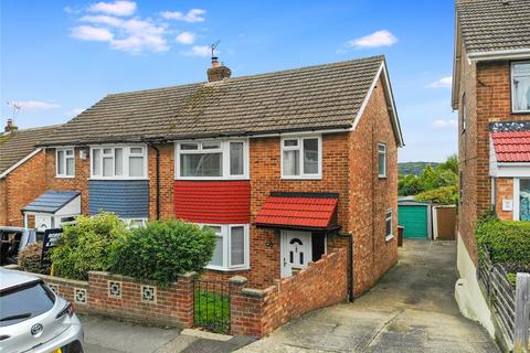 42 Benenden Road, Wainscott, Rochester, ME2 4NX