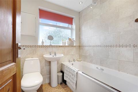 42 Benenden Road, Wainscott, Rochester, ME2 4NX