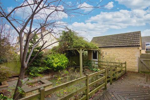 3 bedroom detached house for sale, Ashley House, Bremilham Road, Malmesbury