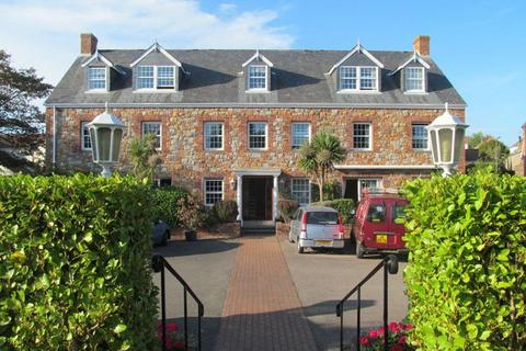 2 bedroom apartment for sale, 4 Maitland Court, St Helier