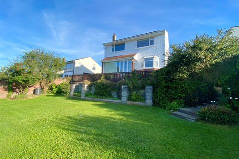 4 bedroom detached house for sale, 2 Higher Raleigh Road, Barnstaple