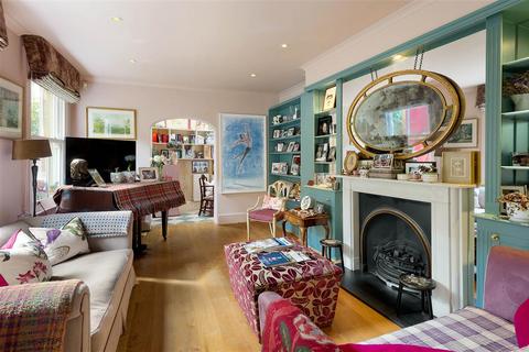 4 bedroom detached house for sale, Battersea High Street, SW11