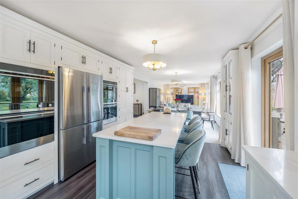 Breakfast Kitchen Area