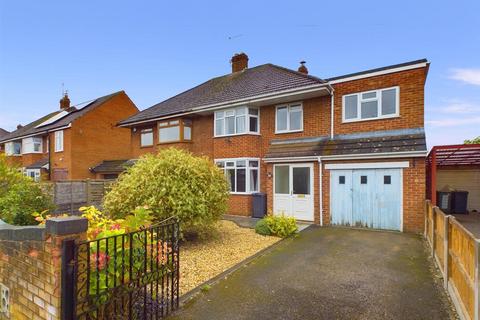 4 bedroom semi-detached house for sale, Richmond Gardens, Longlevens, Gloucester