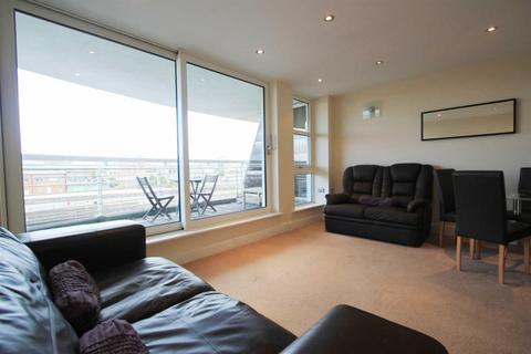 1 bedroom apartment for sale, Sovereign Quay, Cardiff CF10