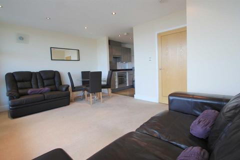 1 bedroom apartment for sale, Sovereign Quay, Cardiff CF10