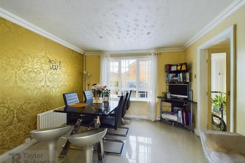 3 bedroom house for sale, Langley Green, Crawley