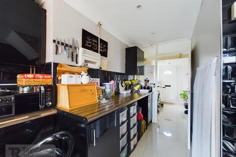 3 bedroom house for sale, Langley Green, Crawley