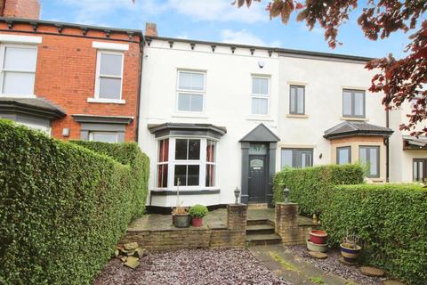 4 bedroom terraced house for sale, Wakefield Road, Leeds LS25