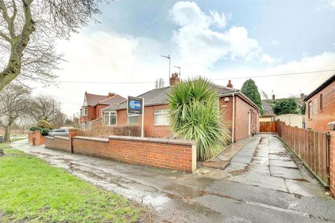 2 bedroom bungalow for sale, High Heworth Lane, High Heworth, Gateshead, NE10