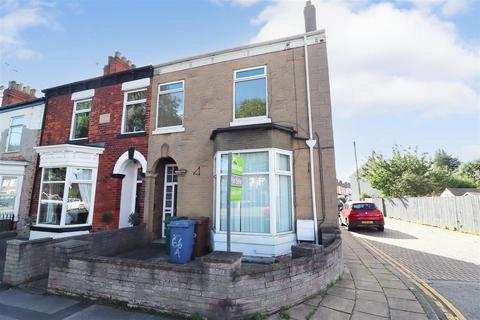 4 bedroom terraced house for sale, Hull Road, Hessle