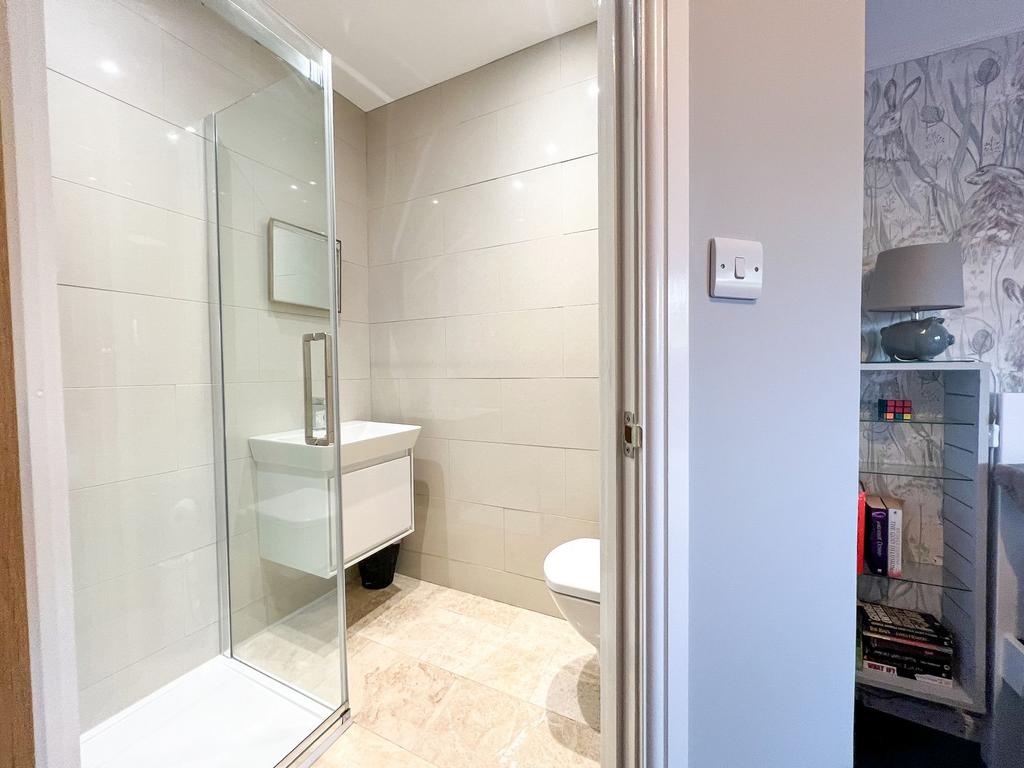 En suite Shower Room