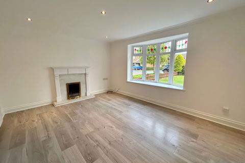 2 Swallowfield, Tamworth, B79 7SG