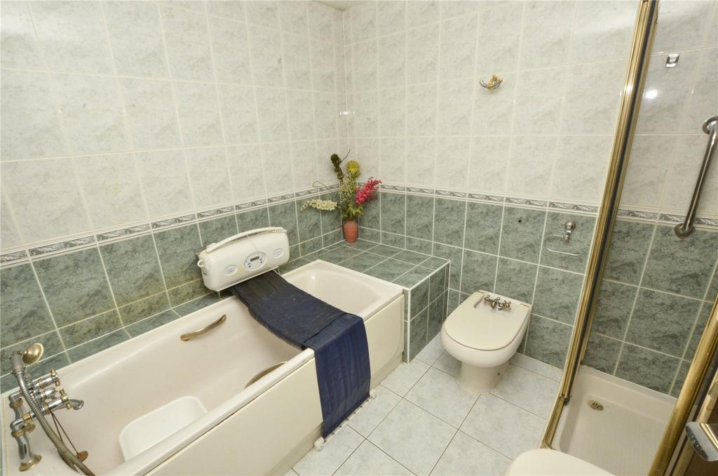 Ensuite Bathroom