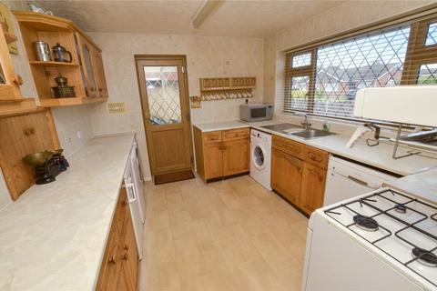 2 bedroom bungalow for sale, Heatherdown Road, West Moors, Ferndown, Dorset, BH22