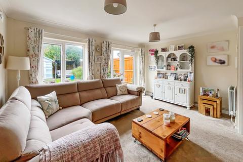 3 bedroom terraced house for sale, Flint Close, East Preston, Littlehampton, West Sussex