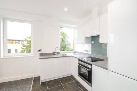 1 bedroom apartment for sale, Edison House, 16-18 Winchester Road, Basingstoke, Hampshire, RG21