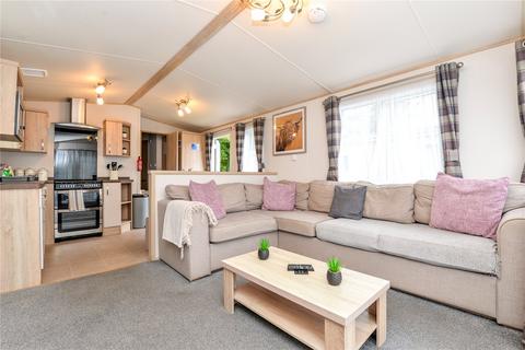 3 bedroom park home for sale, Sycamore, Bashley Caravan Park, Sway Road, New Milton, BH25