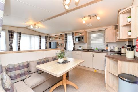 3 bedroom park home for sale, Sycamore, Bashley Caravan Park, Sway Road, New Milton, BH25