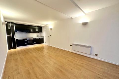 2 bedroom flat to rent, West Point, Wellington Street, Leeds, West Yorkshire, LS1