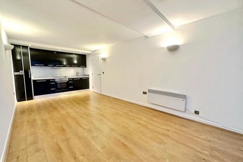 2 bedroom flat to rent, West Point, Wellington Street, Leeds, West Yorkshire, LS1