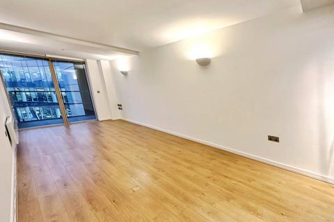 2 bedroom flat to rent, West Point, Wellington Street, Leeds, West Yorkshire, LS1