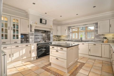 52 King Street, Drighlington, Bradford, BD11 1EL
