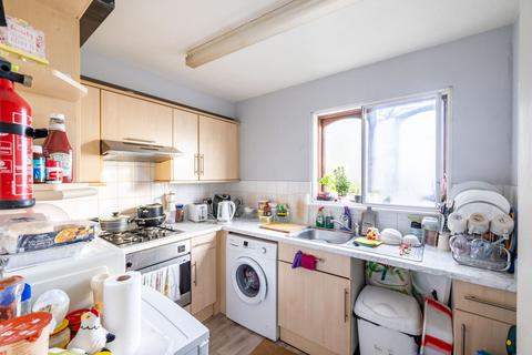 1 bedroom apartment for sale, Ludford Close, Croydon, CR0