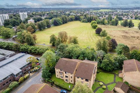 7 Ludford Close, Croydon, CR0 4BY