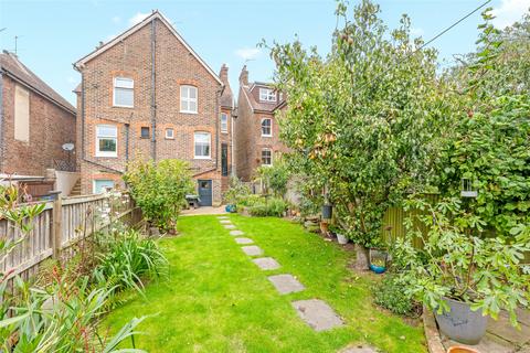 26 Madan Road, Westerham, TN16 1DU