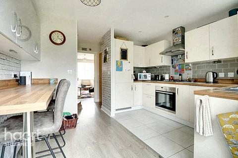 2 bedroom end of terrace house for sale, Lavender Avenue, Minster on sea