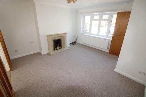 3 bedroom bungalow to rent, Gatcombe Close, Stretton DE13