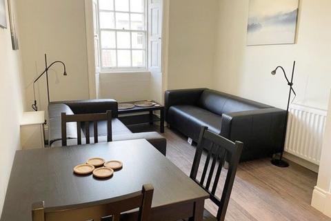 2 bedroom flat to rent, Flat F South Street, St. Andrews