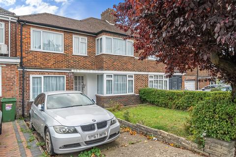 4 bedroom terraced house for sale, Beverley Drive, Middlesex HA8