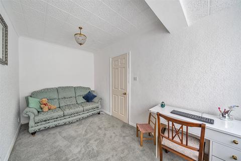 4 bedroom terraced house for sale, Beverley Drive, Middlesex HA8