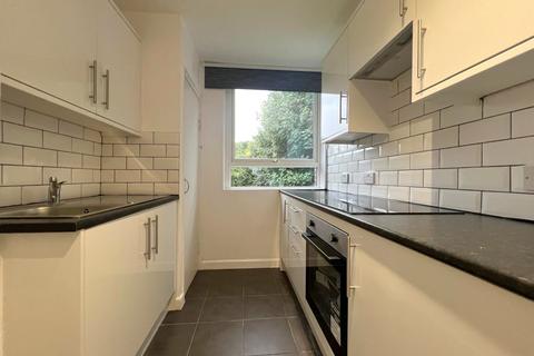 1 bedroom flat to rent, Carlton Court, Auckland Road, SE19