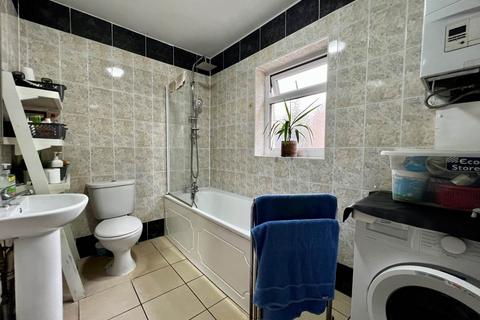 3 bedroom terraced house for sale, Katherine Road, London, E7 8NP