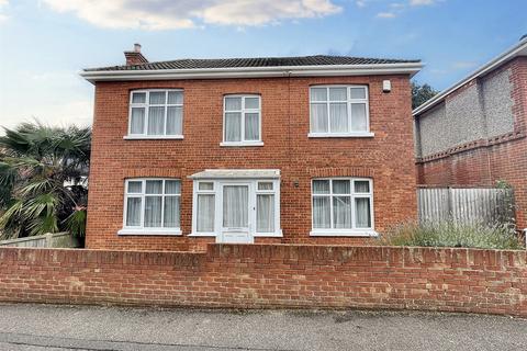 2 bedroom detached house for sale, Bournemouth